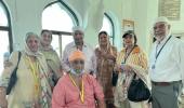 Bishan Bedi-Intikhab Alam relive old times at Kartapur