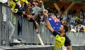 Marcus Stoinis hits fastest Australian T20I fifty