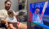 Yuvi Relives 6 6s Feat With Son