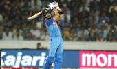 Kohli surpasses Dravid's run record!