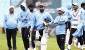 India on path of self-destruction: Former Pak pacer