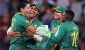 South Africa reach Women's T20 World Cup semis