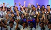 School Kids Cheer World Cup 2023