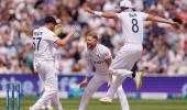 Ponting lauds Stokes's 'proactive' captaincy