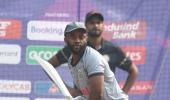 SA seek to shed 'chokers' tag in clash against India