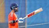 Kohli rejoins Team India before 1st Test vs SA