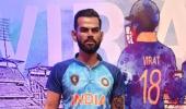 Kohli's wax statue leaves fans scratching their heads