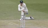 Smith suffers blow on thumb ahead of Adelaide Test