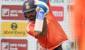 India look to keep stranglehold over England in Ranchi