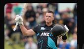 Allen slams world record 16 sixes as NZ maul Pakistan