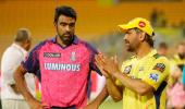 'Funky' advice: How Dhoni shaped Ashwin's bowling