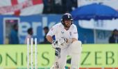 Swann attributes England's struggles to pressure