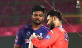 SEE: Pant Bonds With Royals