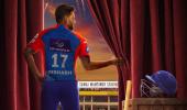 SEE: DC shower Pant with love on 100th IPL match