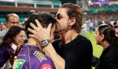 That SRK Kiss On Gambhir's Forehead!!!