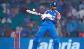 Hardik's No-Look Shot Steals the Show