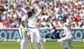 Sachin, netizens applaud team after Lord's heartbreak