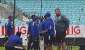 Gambhir, Oval curator in verbal showdown