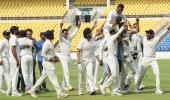 PIX: Vidarbha's Rs 3 crore reward! Wakhare's farewell