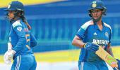 Jemimah, Deepti shine as India beat SA; set up final vs SL