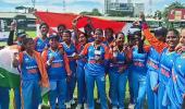 Modi hails India blind women's team!