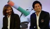Sachin remembers '3 guiding hands' on Teachers' Day