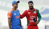 'I've become like Rohit..' Suryakumar jokes at toss