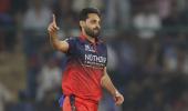What Makes Bhuvi, Hazlewood Dangerous?