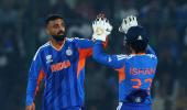 T20 World Cup: Rely on your strengths to handle Varun, De Kock advises teammates