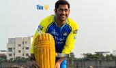 'Hang up boots'! Aakash Chopra's brutal take on Dhoni