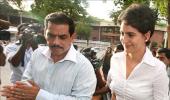 Robert Vadra lauds Priyanka after manhandling by cops