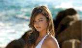 PHOTOS: Miranda Kerr sizzles in beachwear!