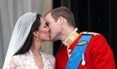 PHOTO: William and Kate's first public kiss!