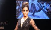 PIX: Beautiful bodies in bridals on the ramp!