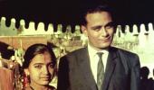 Parents' love story: He did laundry so he could meet her! 