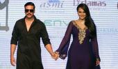 Akshay, Neha, Evelyn: Stars shine at Jewellery Week!