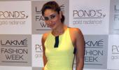 OUCH! Did Kareena Kapoor just OUTSHINE her sister?