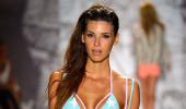 IMAGES: Bikini bombshells, swimsuit stunners at Miami FW!