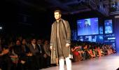 PICS: Priyanka, Kajol, Karan, Karisma set the ramp on fire