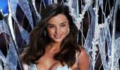 World's second richest supermodel is SINGLE!