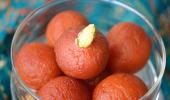 Melt-in-your-mouth Gulab Jamun recipe