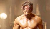 You too can have six pack abs like Shah Rukh Khan :-)