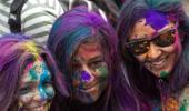 3 money lessons we can learn from Holi