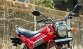 Cute and quirky: Honda Navi, first ride