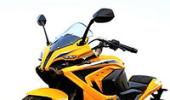 Is Bajaj Pulsar RS200 worth its price?