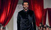 Arjun Rampal set our hearts aflutter in a bandhgala