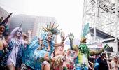 Pics: Dancing mermaids on NY streets