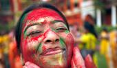 Moms-to-be, you too can play Holi