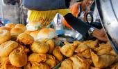 9 must-try street foods around the world