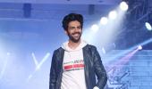 Watch out ladies! Heartthrob Kartik Aaryan is here to woo you